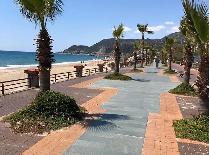 Cleopatra Sultan * Alanya